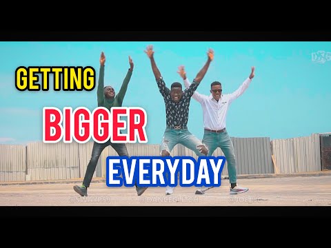 Moses bliss - Bigger EveryDay (official video) dance cover by danceglitch