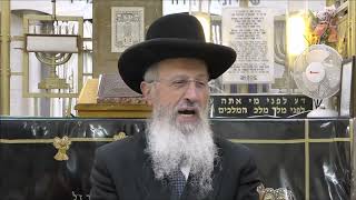 הגאון הרב אברהם יוסף שליט"א במקום שאינו חוזר אם רצה להחמיר על עצמו שיסיים תפלתו רשאי סימן רצד סעיף ה (הרב אברהם יוסף) - התמונה מוצגת ישירות מתוך אתר האינטרנט יוטיוב. זכויות היוצרים בתמונה שייכות ליוצרה. קישור קרדיט למקור התוכן נמצא בתוך דף הסרטון