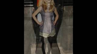 Julia Stiles` Legs and Feet in Tights