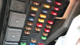 bundarenda: 1998 Ford Expedition Fuse Box Diagram