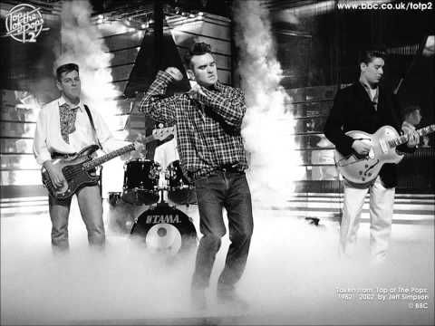 The Smiths - Bigmouth strikes again (with lyrics EN) (Legendado PTbr) HD 720p