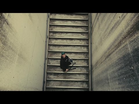 Virée du spot par la sécurité .415