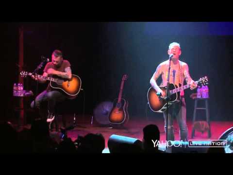 download lagu mp3 mp4 Mother Love Bone Little Instruments Live, download mp3 Mother Love Bone Little Instruments Live free downloadn, video klip Mother Love Bone Little Instruments Live