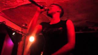 Il n'y a pas d'amour heureux