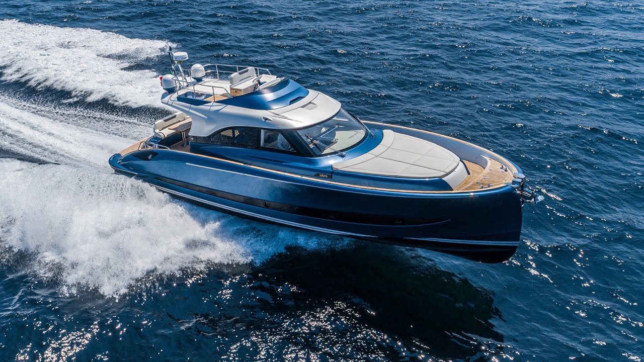 Solaris Power 48 Flybridge - Promo Video