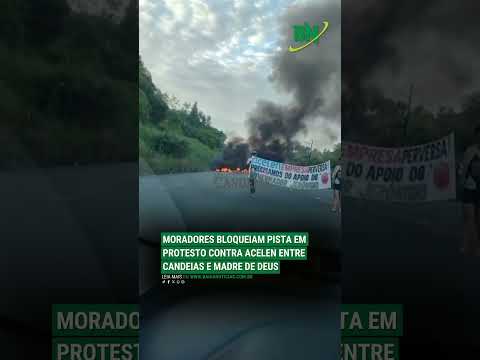 Moradores bloqueiam pista em protesto contra Acelen entre Candeias e Madre de Deus