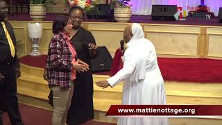 PROPHECY-YOU ARE ANOINTED TO PRAY MAMA! ||PROPHETESS MATTIE NOTTAGE