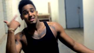 Mic Steve - Hold Up Wait