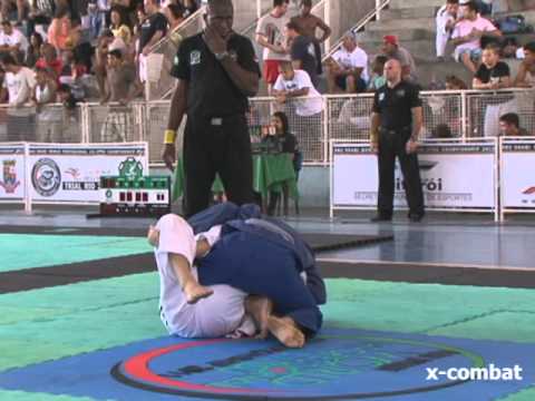 ABU DHABI PRO 2012 - Alexandre Molinaro x Diego Palmieri by X-COMBAT