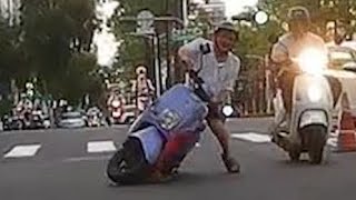 【自摔影片】三角錐之戀