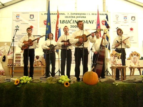 Tamburasi - Slavonski san - Dani jabuka - Đakovo