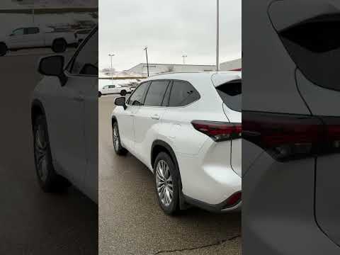 2025 Toyota Highlander Hybrid Limited AWD in White for sale at Forbes Waterloo Toyota in Waterloo, ON