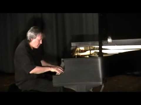 Wayne Gratz - A Video live at Walhalla Civic Auditorium - Two Views