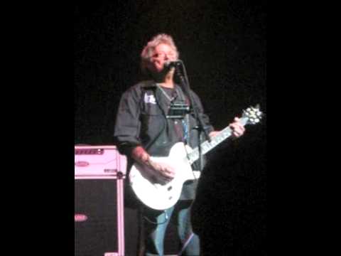 Mountain - Blowin' in the Wind