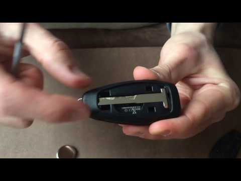 (Hack) Anleitung: Ford Keyless Go Schlüssel Batterie wechseln in nur 1 Minute (deutsch)