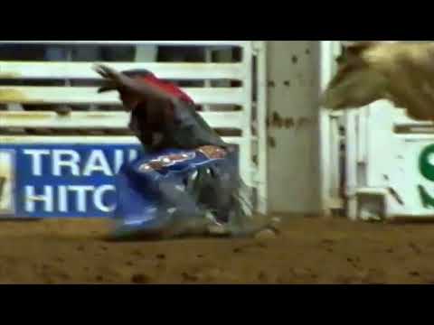 Twigs N Berries bucks Danny McDowell - 08 CBR Fort Worth