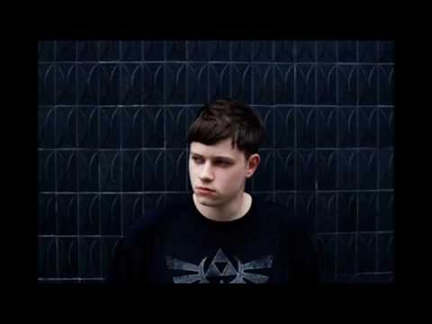 Rustie - Essential Mix - BBC Radio 1 - 7th April 2012