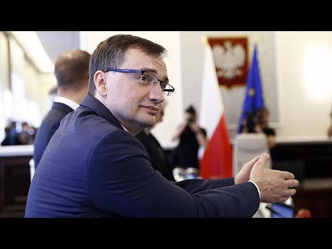 Polonia, muro contro muro con Bruxelles