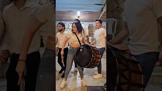 بعمرك شفت بنت بتعزف عالطبل 😅 البنت التي جننت الجميع مع الامبراطور Emperor Tamer Akil