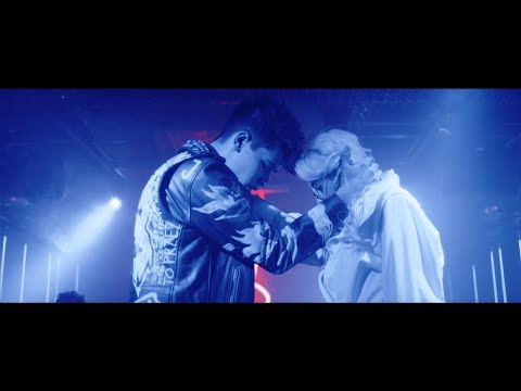 Artur Sikorski - 18 (Oficjalny Teledysk)