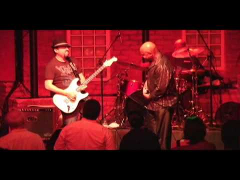 Mello Jr  com Tony Lindsay(Santana) e Anthony King's band no Bourbon St em SP 2010
