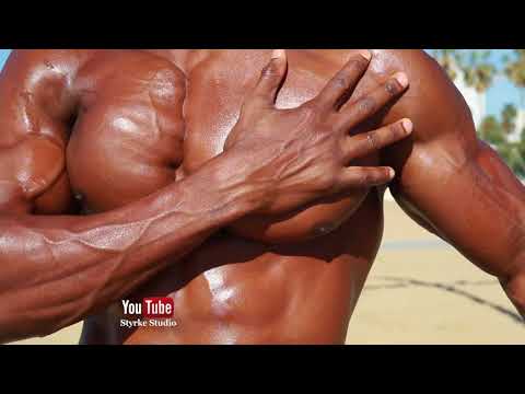 Muscle Model Max Beach Workout Santa Monica Styrke Studio (Full vid link below)