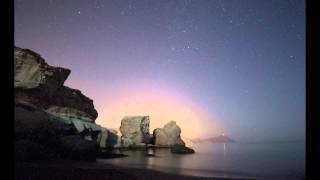 preview picture of video 'Puesta de la Luna en Los Escullos ( Cabo de Gata )'