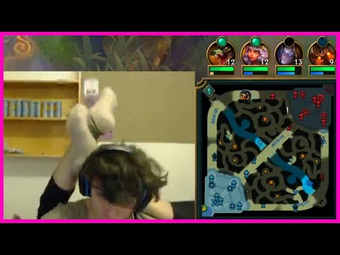 How League Is Supposed To Be Played - Best of EloSanta Streams 1762