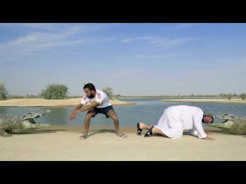 Crocodile head dunk challenge