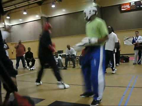 Tray Lazenby vs. Kevin Walker Men's Fighting Grands