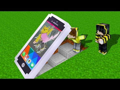 ARKADAŞIMIN TELEFONUNUN İÇİNDE GİZLİ GEÇİT BULDUM! 😱 - Minecraft