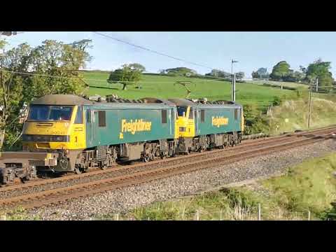 90046/90041 4s50 Crewe - Coatbridge liner, 15th May 2023