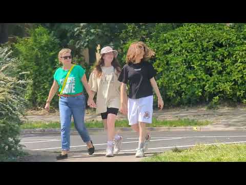 Summer Walk [4K HDR]  | Exploring Nature's Beauty in New Park Road at England