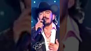 Excelente mensaje de este bello tema #GraciasSeñor, y gracias también a #JoanSebastian por su música