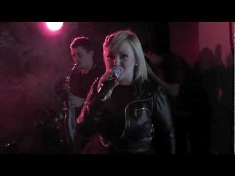 VIRUS J feat. KRISTINA Live @ Tarantino Club