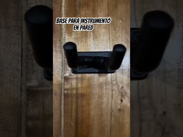 Vídeo relacionado con ENKUY Arte de pared de metal para guitarrista, arte de pared de música de guitarra, decoración de pared para amantes de la música, arte único de músico callejero, decoración de pared negra, 15.7 x 12