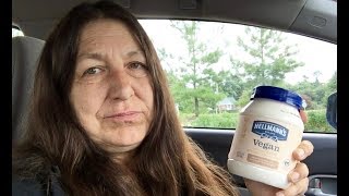Hellman's Vegan Mayo Review (In A Car)