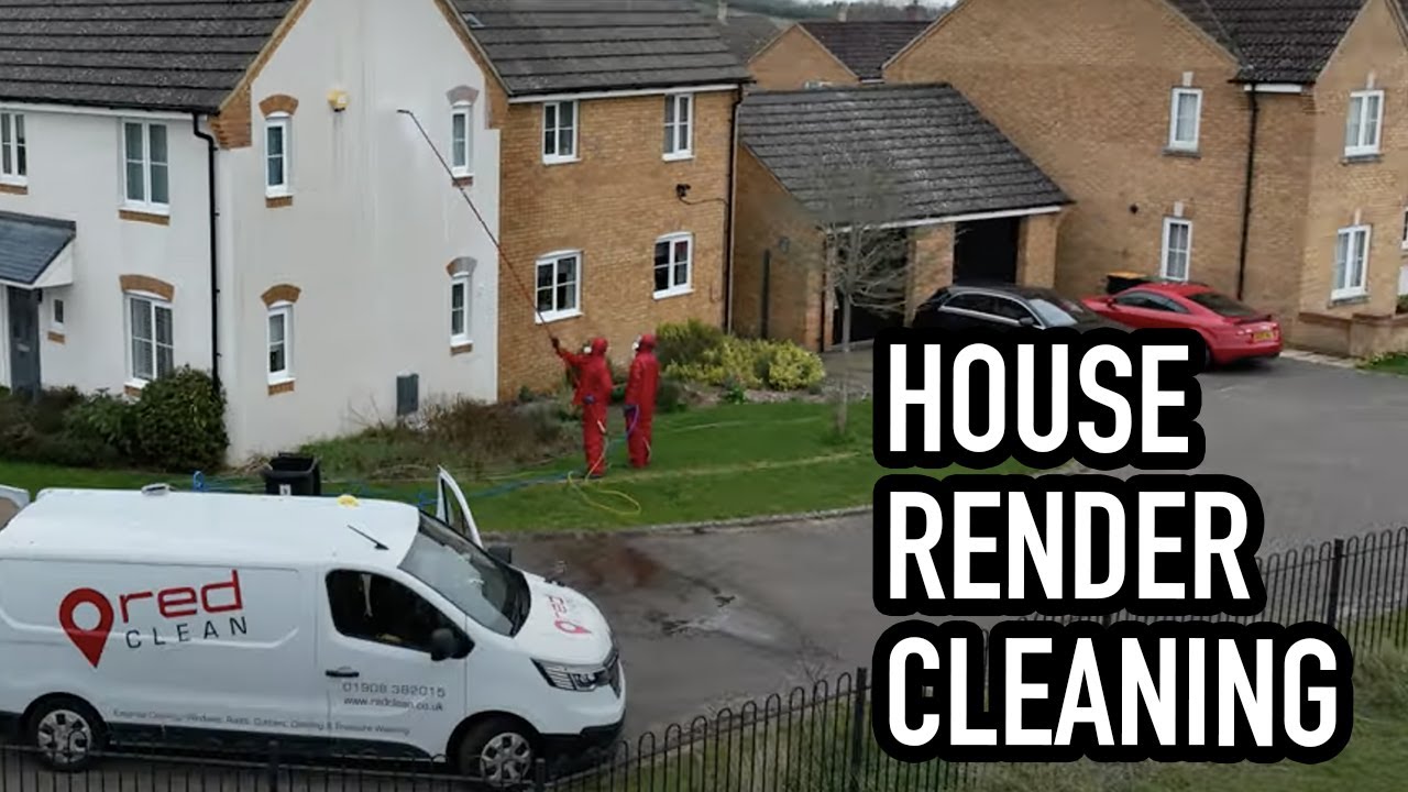 House Render Cleaning – Removing Red & Orange Stains with Professional Treatment!