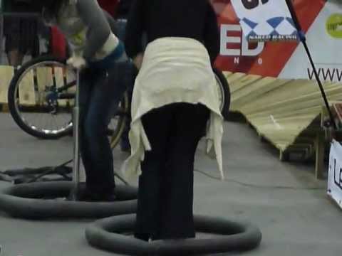 Lezyne exploder, London Bike Show 2012, Movie 1.MOV