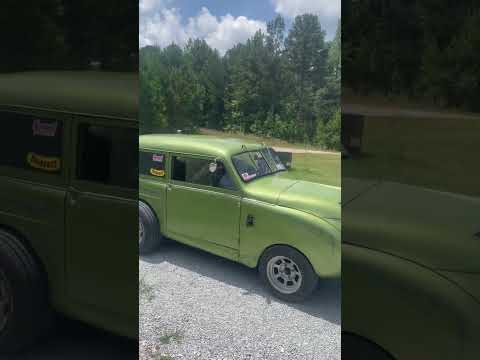 Thumbnail for 1949 Crosley drives 2500 miles so far by Car