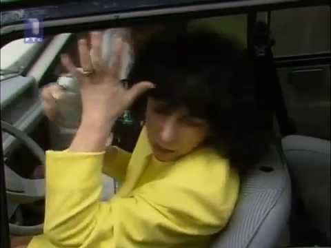 Seka Sablić " ODMAH ME STRELJAJTE "