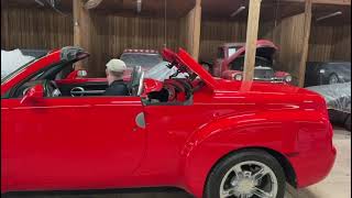 2005 Chevrolet SSR Six-Speed Top Operation