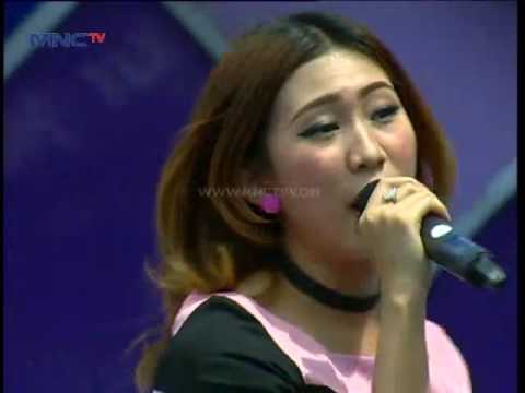 Imey Mey " Gue Mah Gitu Orangnya "  - Gentara Bandung (1/1)