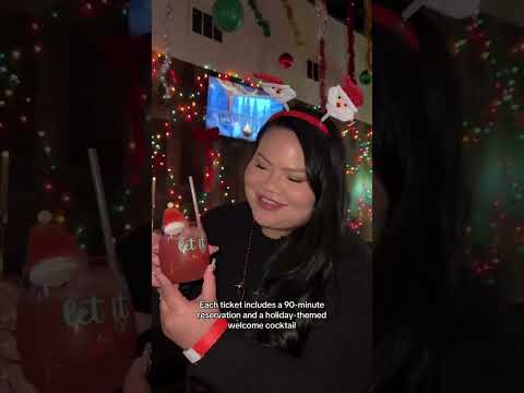 The iconic @hollyjollybar is back! 🎅 Book via bio @LosAngelesBucketList! 🎄