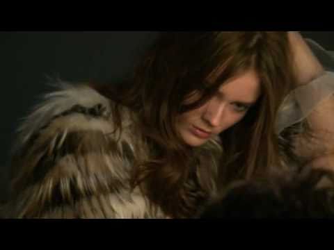 Valentino FW 2010 - Freja Beha, Monika Jagaciak & Tatiana Cotliar.flv