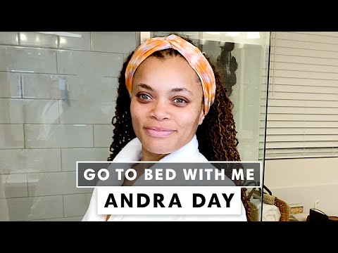 Andra Day的32步夜間護膚程序｜Go To Bed With Me｜《Harper's BAZAAR》｜《Harper's BAZAAR》。 (Andra Day's 32-Step Nighttime Skincare Routine | Go To Bed With Me | Harper's BAZAAR)