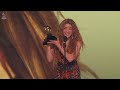 SHAKIRA Wins BEST LATIN POP ALBUM For LAS MUJERES YA NO LLORAN 2025 GRAMMYs Acceptance Speech