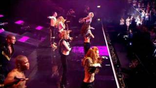 Girls Aloud - Something Kinda Ooooh [Out Of Control Tour DVD]