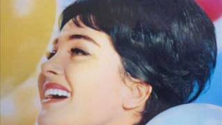 Rika Zarai - Hine Ma Tov (Israeli Song)