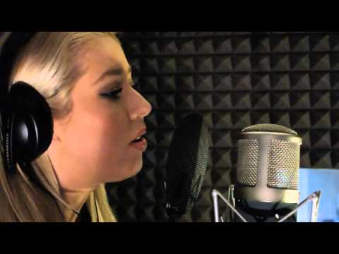 Ricoo ft. Karlijn Verhagen - Daarboven